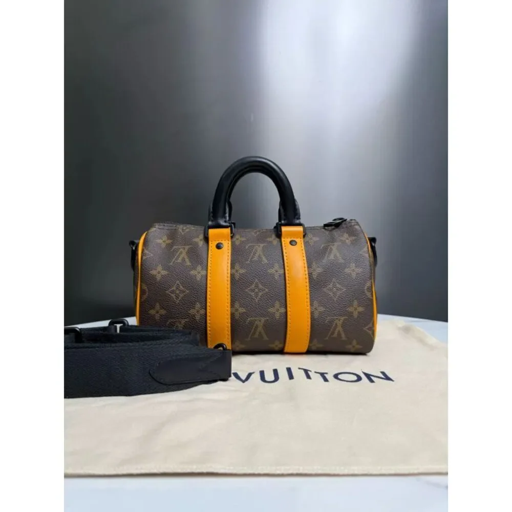 Louis Vuitton Women Pre-Loved Bag Very Good Condition